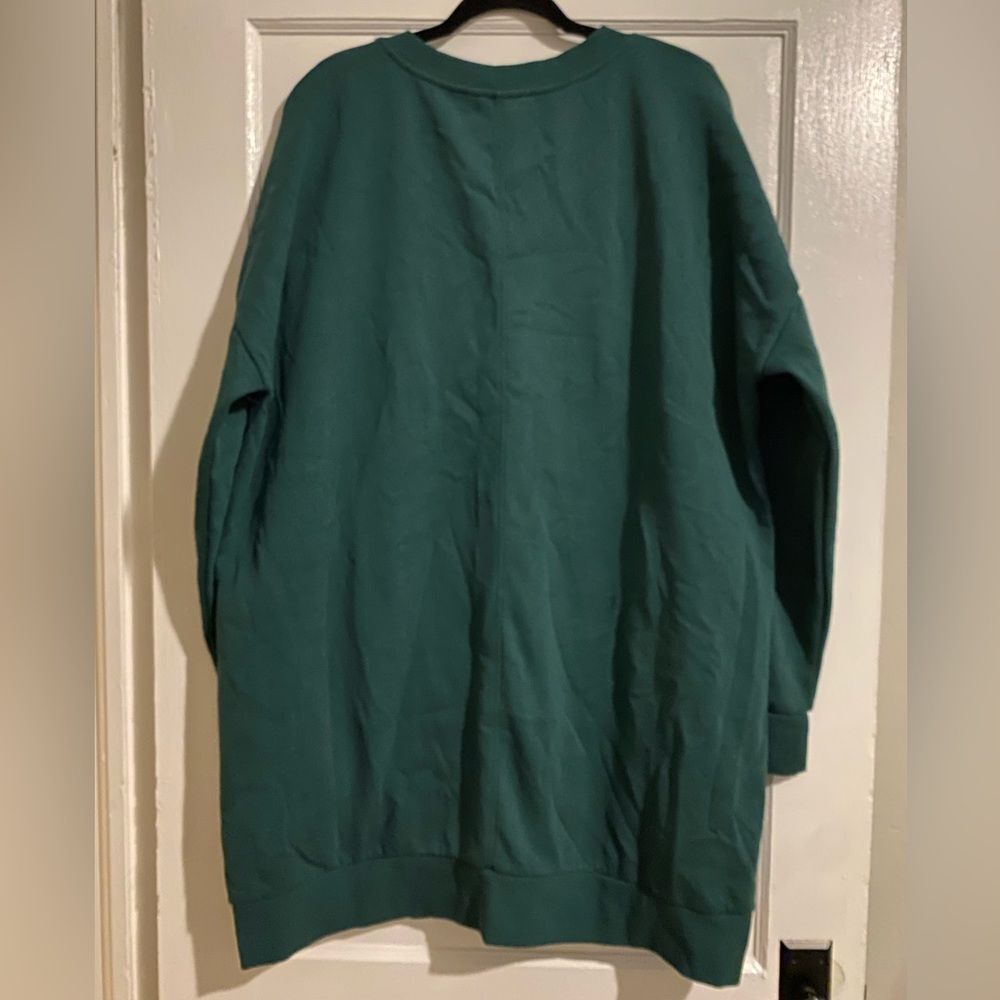 Zenana Green Long Sleeve Oversized Tunic Sweatshirt with Pockets - Picture 2 of 10
